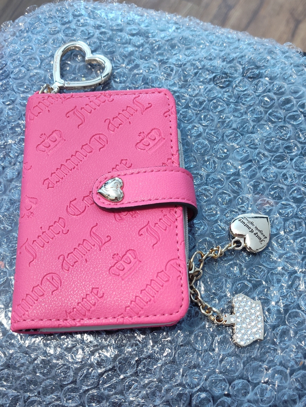 Juicy Couture Hot Pink Heart CharmS /Card Wallet 3.6 X 5 CC Slots Embossed Logo